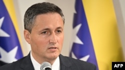 Denis Bećirović