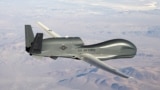 Американский самолёт-беспилотник Global Hawk весит 14 тонн и является крупнейшим в мире БПЛА Photo: https://commons.wikimedia.org/ (Wikimedia Commons)