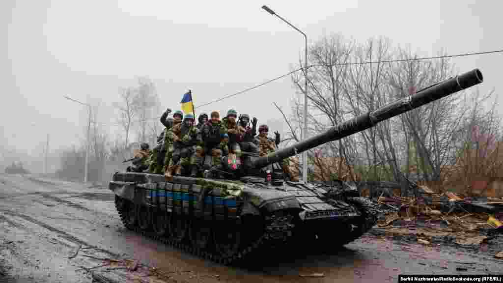 1 квітня 2022 року українські війська заходять у Нову Басань, що в Чернігівській області. ЗСУ з боєм звільняють цей населений пункт, в якому був розміщений штаб підрозділів армії РФ. На той момент там було велике скупчення російської техніки та військ