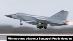 Russiýanyň "Kinžal" raketalary bilen ýaraglanan MIG-31K uçary 