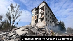 Наслідки російських обстрілів в Авдіївці на Донеччині, жовтень 2023 року