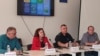(Sleva na desno): Aleksandar Rapajić, programski direktor ACDC, Lumnije Surdulli, sudska administratorka, Veton Elšani, zamenik direktora policije Kosova za region sever i Dušan Radaković, izvršni direktor ACDC, Severna Mitrovica, 19. septembra 2023.