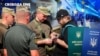 Посилення мобілізації: що тепер буде з чоловіками за кордоном?
