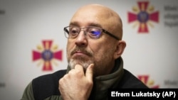 За словами Олексія Резнікова, якби він отримав таку пропозицію, то відмовився б від посади очільника Міністерства з питань стратегічних галузей промисловості України.