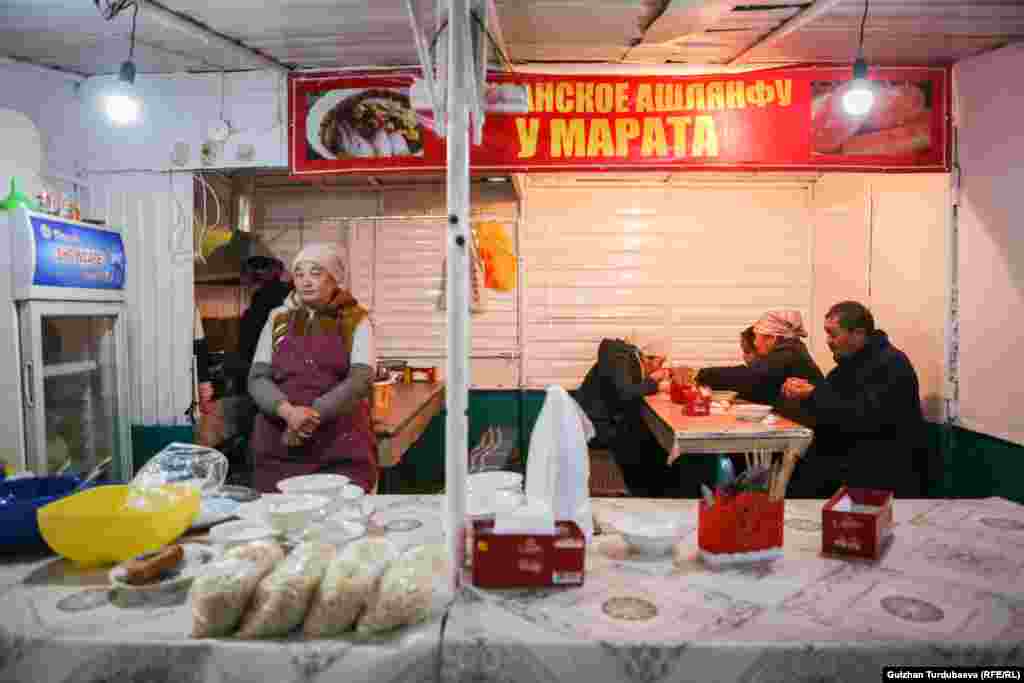 Рынку ашлямфу в Караколе уже 30 лет. 