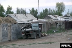 Село Сарыжал, расположенное недалеко от Семипалатинского ядерного полигона. Восточно-Казахстанская область, август 2009 года.