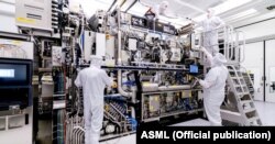 Сборка степпера компании ASML