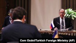 Sastanak ruskog ministra vanjskih poslova Sergeja Lavrova i ukrajinskog ministra vanjskih poslova Dmitra Kulebe u Antaliji 10. marta 2022. 