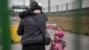 Загалом із України виїхали через війну 5,6 мільйона людей. Більшість із них – це жінки і діти