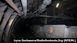 Головна вимога протестувальників – підвищення заробітної плати гірникам до еквіваленту 1 тисячі євро на місяць