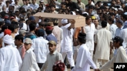د پاکستان په پنجاب کې لږکي احمدیان بیا بیا د هدفي وژنو ښکارېږي