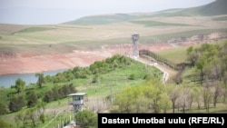 Один из участков кыргызско-узбекской границы. Кара-Сууйский район КР.
