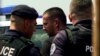 Kosovska policija privodi Rista Jovanovića (28. jun 2021.)