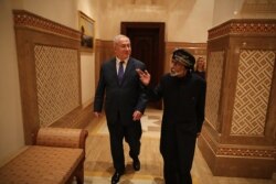 در دیدار نخست‌وزیر اسرائیل در مسقط