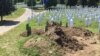Dvije i po decenije poslije: Ukopano još devet žrtava, zatražena zabrana negiranja genocida u Srebrenici