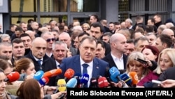 Милорад Додик дава изјава за медиумите по едно од рочиштата пред судот на БиХ, Сараево, 6 март 2024 г.