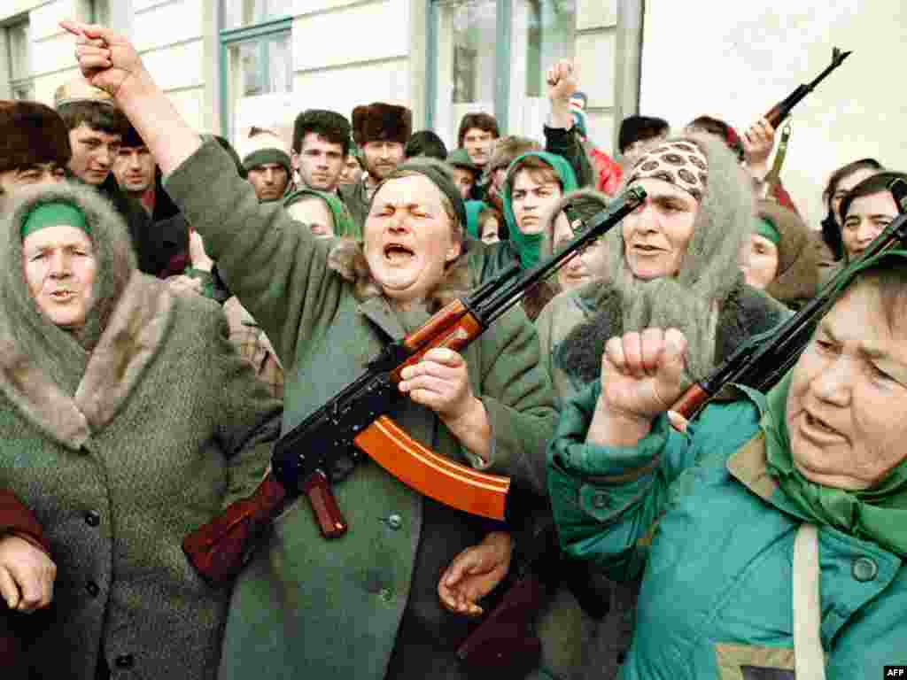Анти-российские выступления в Грозном, 15 декабря 1994