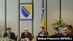Novi saziv Vijeća ministara BiH na radnom sastanku nakon izbora, 10. februar 2012.