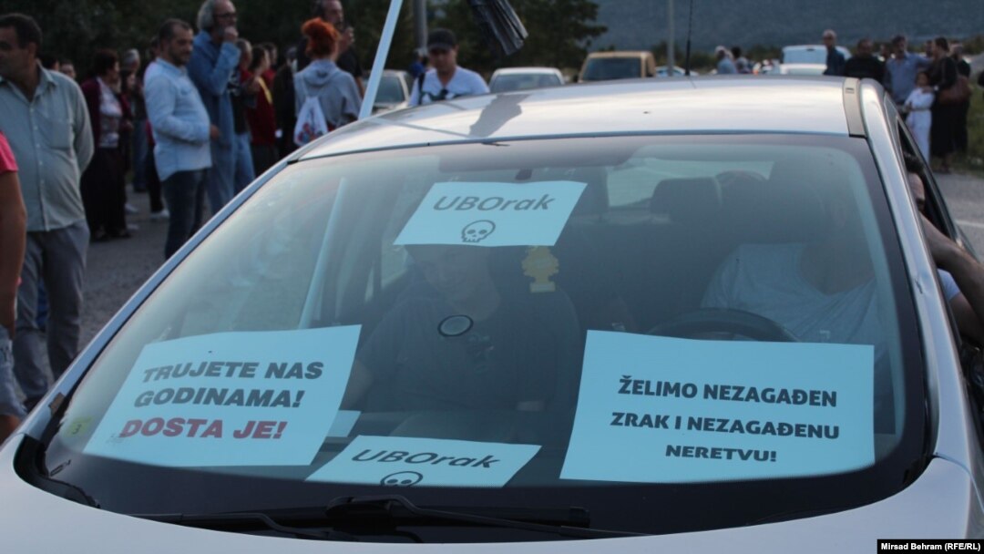 Detalj sa protesta u Mostaru