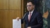 Ștefan-Radu Oprea, la finalul ședinței de guvern din 28 octombrie, ziua în care consilierii săi și soții ai apropiaților săi au fost anunțați că au câștigat un post în diplomația comercială. Pe patru ani