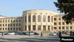 Գյումրիի քաղաքապետարանի շենքը