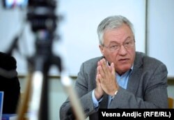 Rade Veljanovski podržava zahteve studenta, ali smatra da inicijativa o bojkotu RTS-a nije konstruktivna.