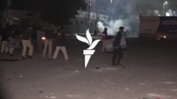 کراچۍ کې د پاړه چينار لپاره د احتجاج کوونکو او پولیسو ترمينځ اخ و ډب شوی 