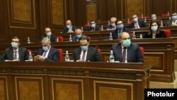Armenia - Prime Minister Nikol Pashinian and members of his government attend a parliament session in Yerevan, January 20, 2021.