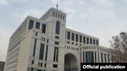 Հայաստանի արտգործնախարարության շենքը, արխիվ 
