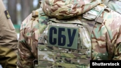 Затриманим вже обрали запобіжний захід – тримання під вартою, їм загрожує до 8 років ув’язнення