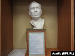 Сәйфи Кудаш бюсты