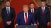 Трамп заявил, что ядерным объектам в Иране нанесен «колоссальный ущерб», и допустил смену власти в стране
