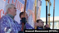 Учасники «молитовного стояння» у Новосибірську. 29 березня 2015 року