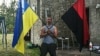 Президент присвоїв звання Героя України загиблому добровольцю і оперному співакові Василю Сліпаку