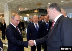 Зустріч Володимира Путіна та Петра Порошенка у Мінську, 26 серпня 2014 року