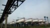 Через атаку дронів у Кременчуці сталася пожежа на нафтопереробному заводі – ОВА