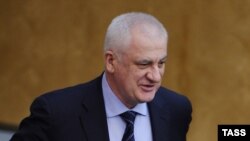По словам Виталия Чельдиева, феномен Агузарова заключается в том, что он просто угадал чаяния народа