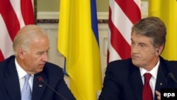 Віктор Ющенко і Джозеф Байден (зліва). Київ, 21 липня 2009 р.