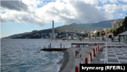 Yalta yalı kenarı