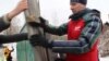 Кияни проти забудови берегів озера Тельбін