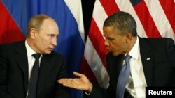 Путин и Обама в последние годы редко проводят двусторонние встречи. И эти встречи всегда довольно короткие