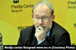 Duško Radosavljević: "Mi imamo situaciju da se Srbi izvan Srbije koriste kao remetilački faktor u državama u kojima žive, što drugim desničarima daje odličan šlagvort da ih optužuju za destabilizaciju."