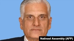 د قانون وفاقي وزیر زاهد حامد