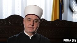 Delegacija Foruma htjela se sastati i sa reisu-l-ulemom Huseinom efendijom Kavazovićem (na fotografiji, juli 2020.), ali do posjete nije došlo