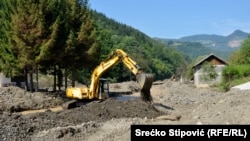 Željezno Polje