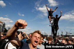 Учасники протесту в Гамбурзі, 6 липня 2017 року