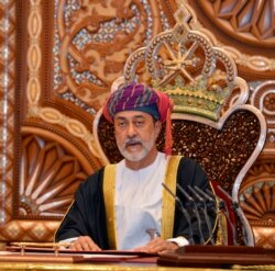 هیثم بن طارق، سلطان جدید عمان