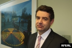 Євген Перебийніс