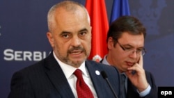 Vučić i Rama na konferenciji za novinare u Beogradu u novembru 2014.
