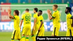 Игроки махачкалинского футбольного клуба "Анжи".